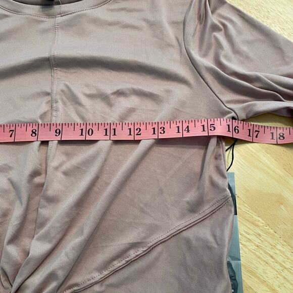 𝅺Zobha NEW Laura Twist Top Long Sleeve Athletic Women’s Size Medium - Picture 7 of 8